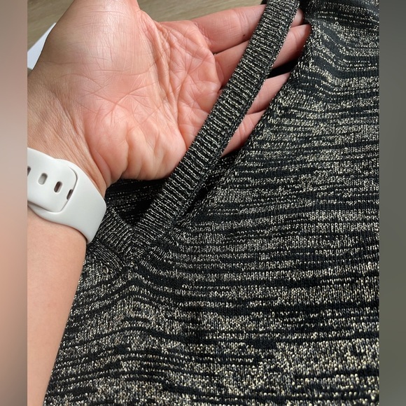 Carmen Marc Valvo Metallic Sweater Blouse Black Gold SZ S NWT - Picture 3 of 8